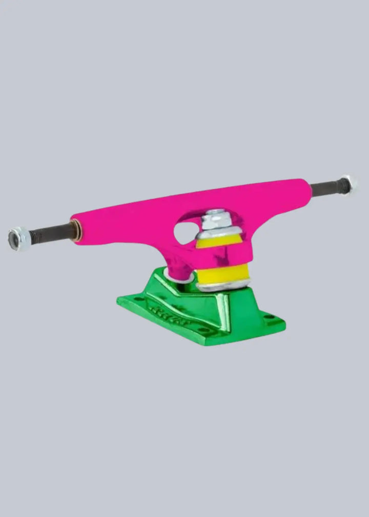 Trucks Krux 8.25 K5 The Raver